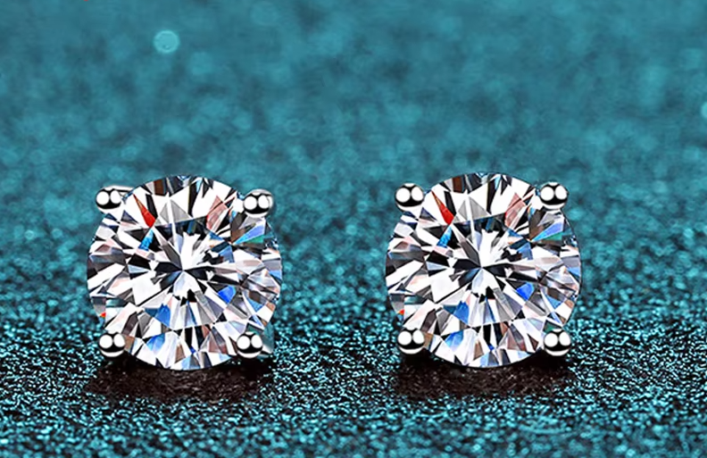 Smyoue 0.1-3CT Moissanite Studs Earrings for Men Women S925 Silver Platinum Plated